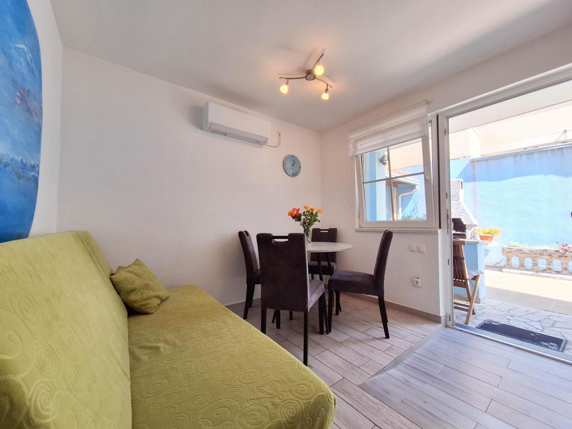 Apartments Frutis Jadranovo Luaran gambar