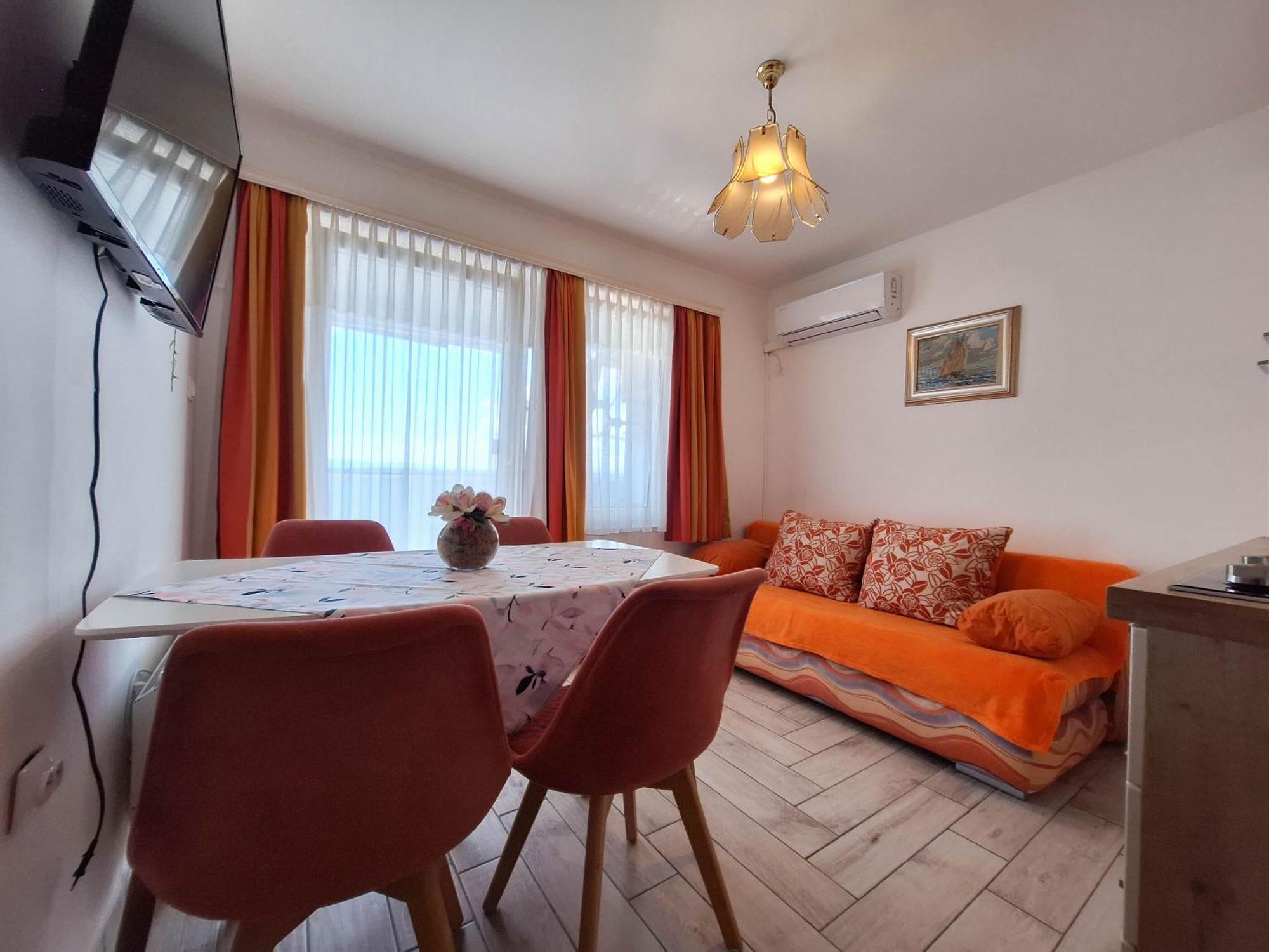 Apartments Frutis Jadranovo Luaran gambar
