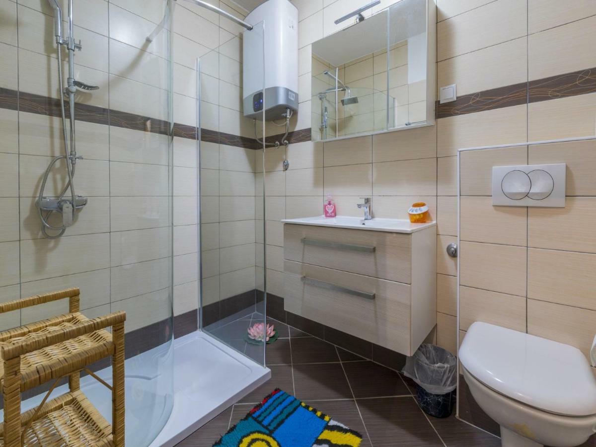 Apartments Frutis Jadranovo Luaran gambar