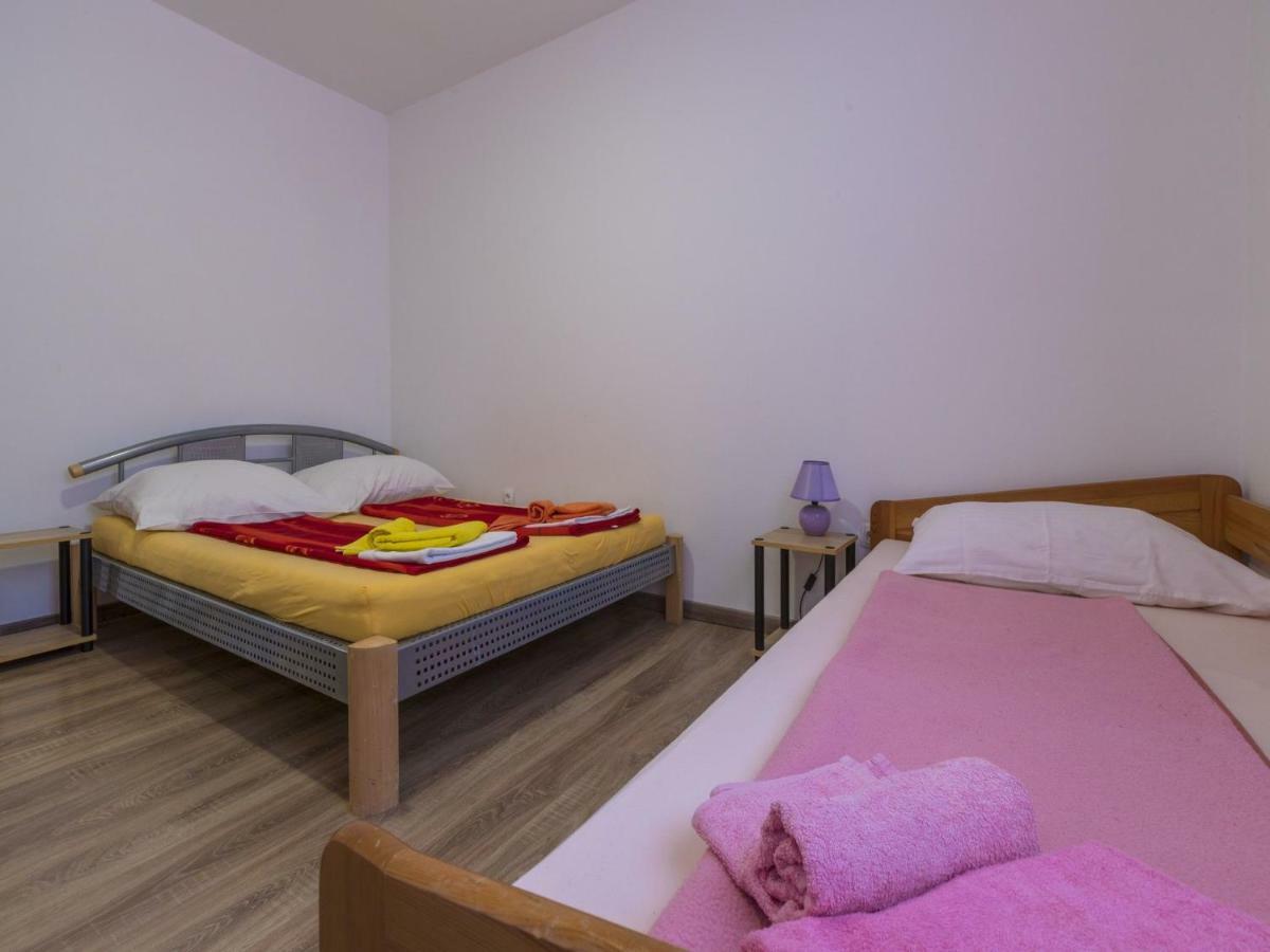 Apartments Frutis Jadranovo Luaran gambar