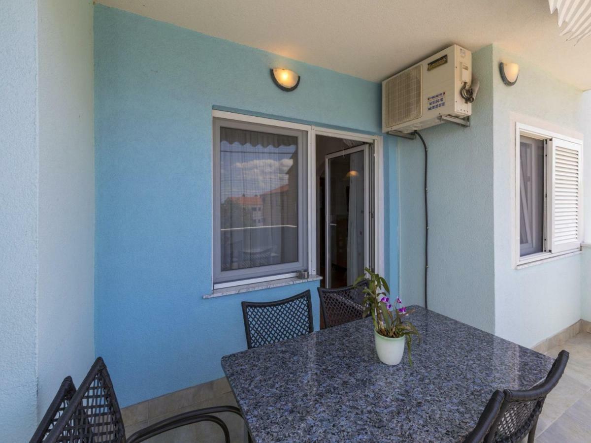 Apartments Frutis Jadranovo Luaran gambar